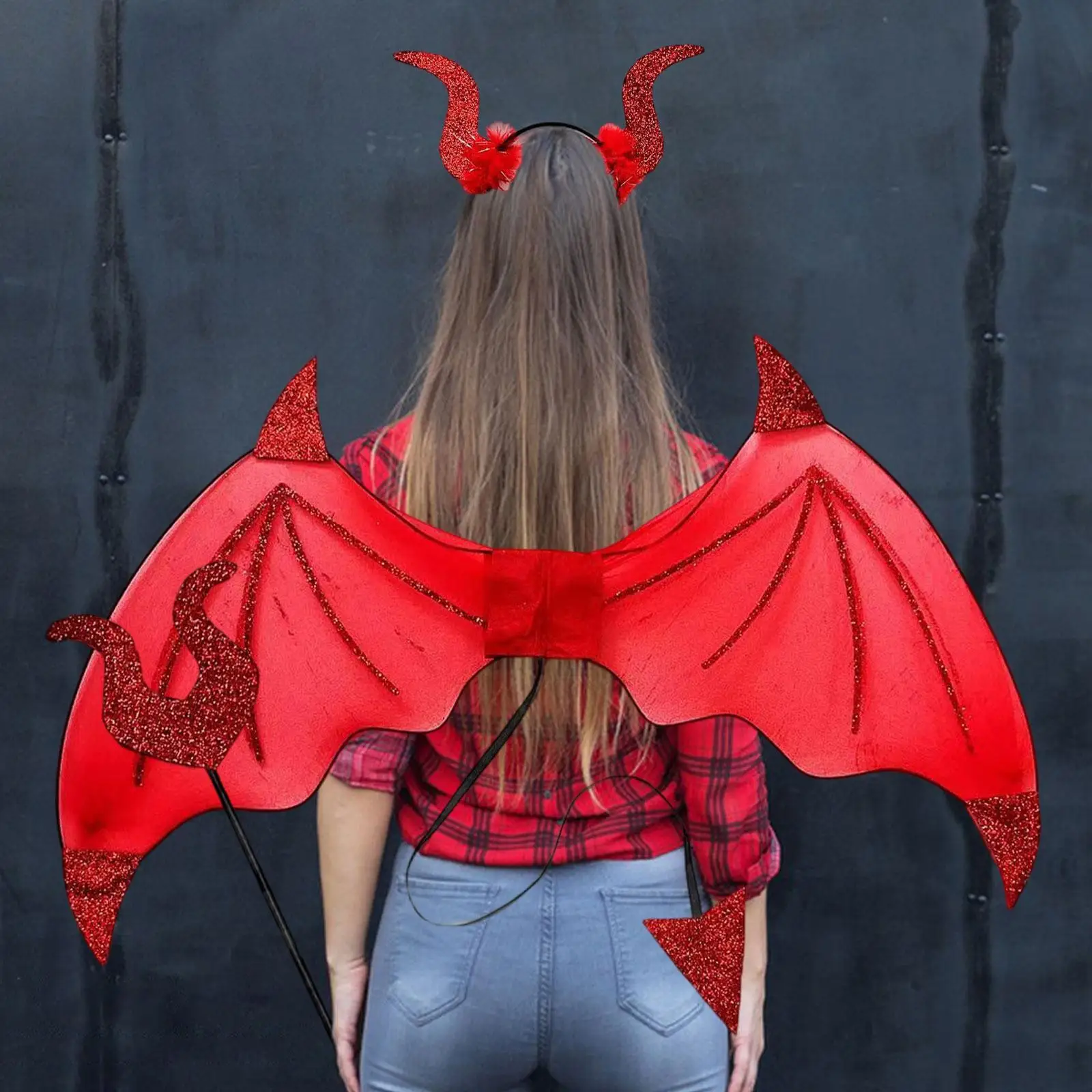 

3 комплекта костюма дьявола, повязка на голову с крыльями и вилкой, стильные аксессуары, нарядное платье для маскарада, реквизит для ролевых игр