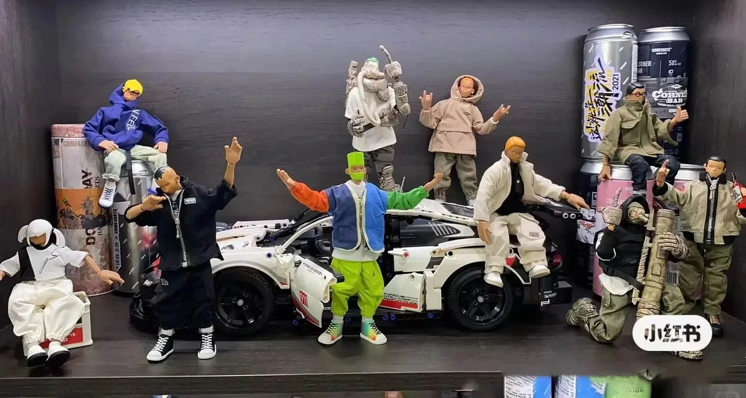 COME4ARTS ヒップホップストリートダンスシリーズの4人 Come4arts Action Figures Hip-Hop Street Dance Series Anime Trendy