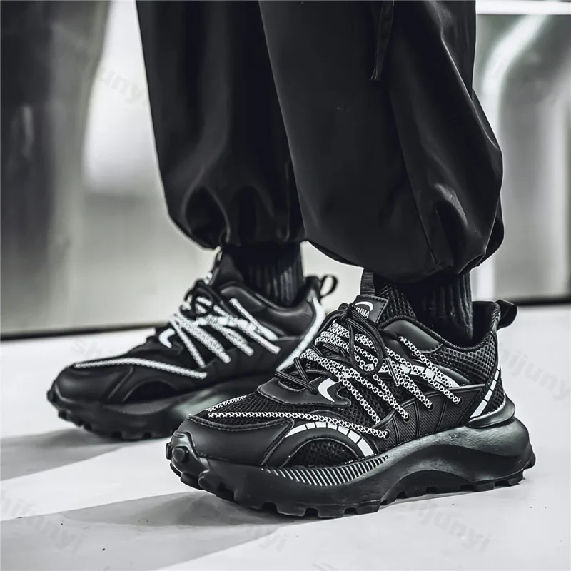 

Мужская повседневная спортивная обувь, новинка весны 2024, дышащая удобная универсальная обувь с сеткой на толстой подошве, модные низкие кроссовки на массивном каблуке