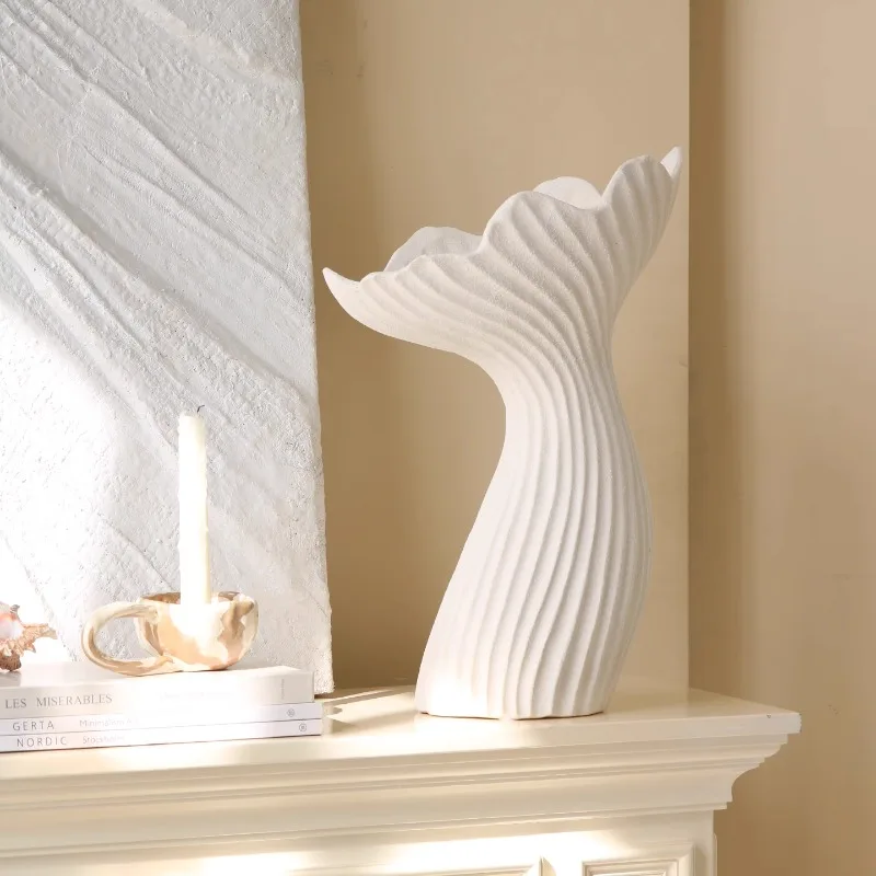 

‌Aesthetic Fish Tail Ceramic Vase Living Room Dining Table Ornament Minimalist Home Decor Unique Modern Decorative Vase