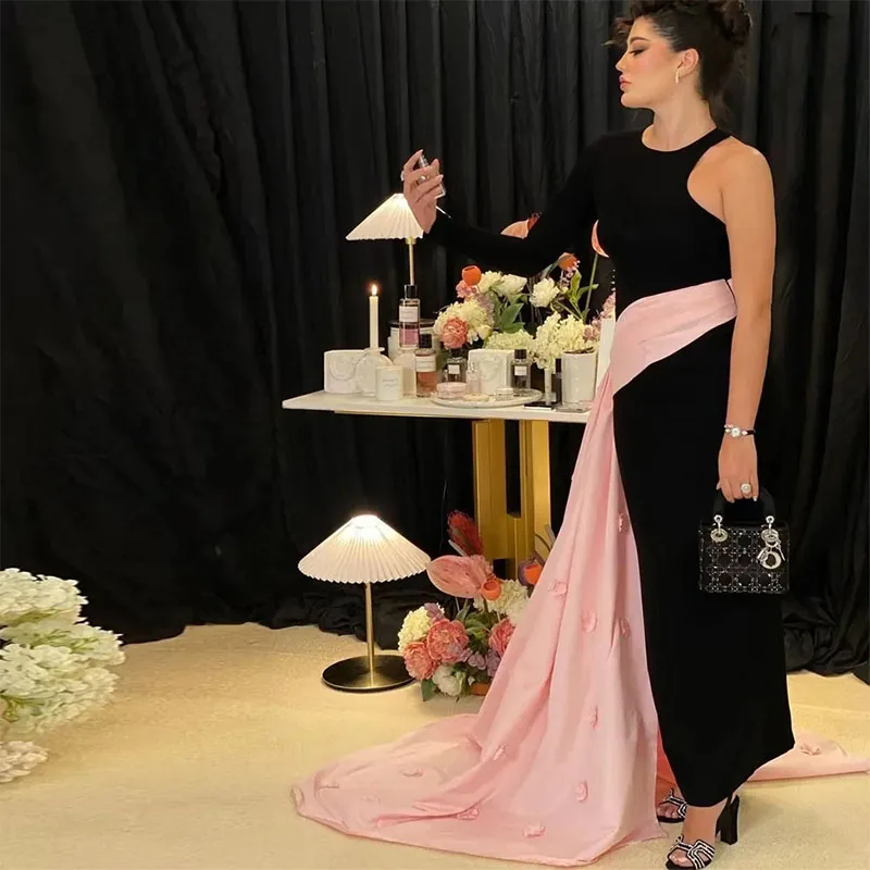 Fashion One Shoulder Black Evening Prom Dress Pink Tail Appliques Satin Celebrity Dress Pleat Overskirt Birthday Party Gown