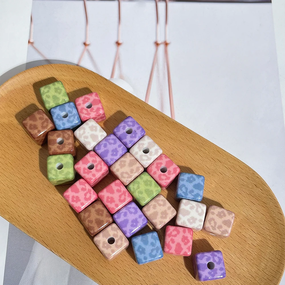 Hartelijk ontwerp 14*14MM 100 stuks DIY kralen/vierkante vorm/luipaardprint effect/handgemaakt/sieraden accessoires/acryl kralen # 19239