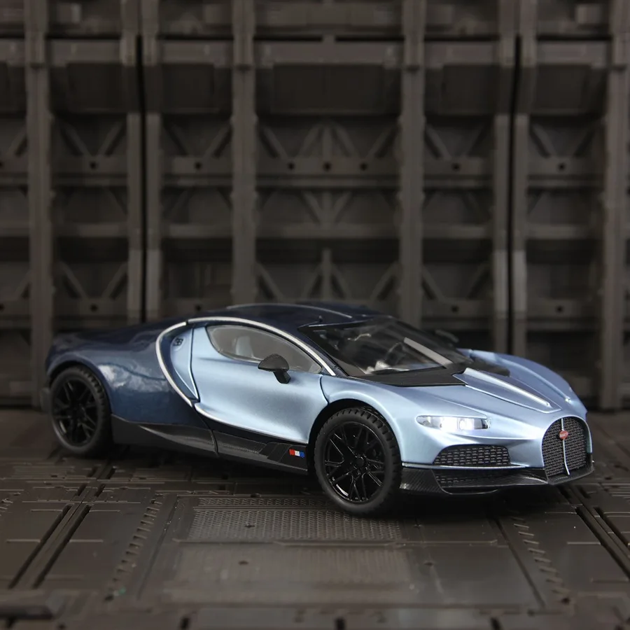 1:24 Simulation Tourbillon Alloy Car Model Shock Absorber Pull Back 's Toy Gift Diecast Alloy Car Model Collectible