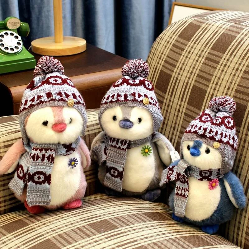 

20CM Kawaii Penguin Plush Toy Hat Scarf Badge Antarctic Animal Costume as a Festival and Birthday Gift for Children