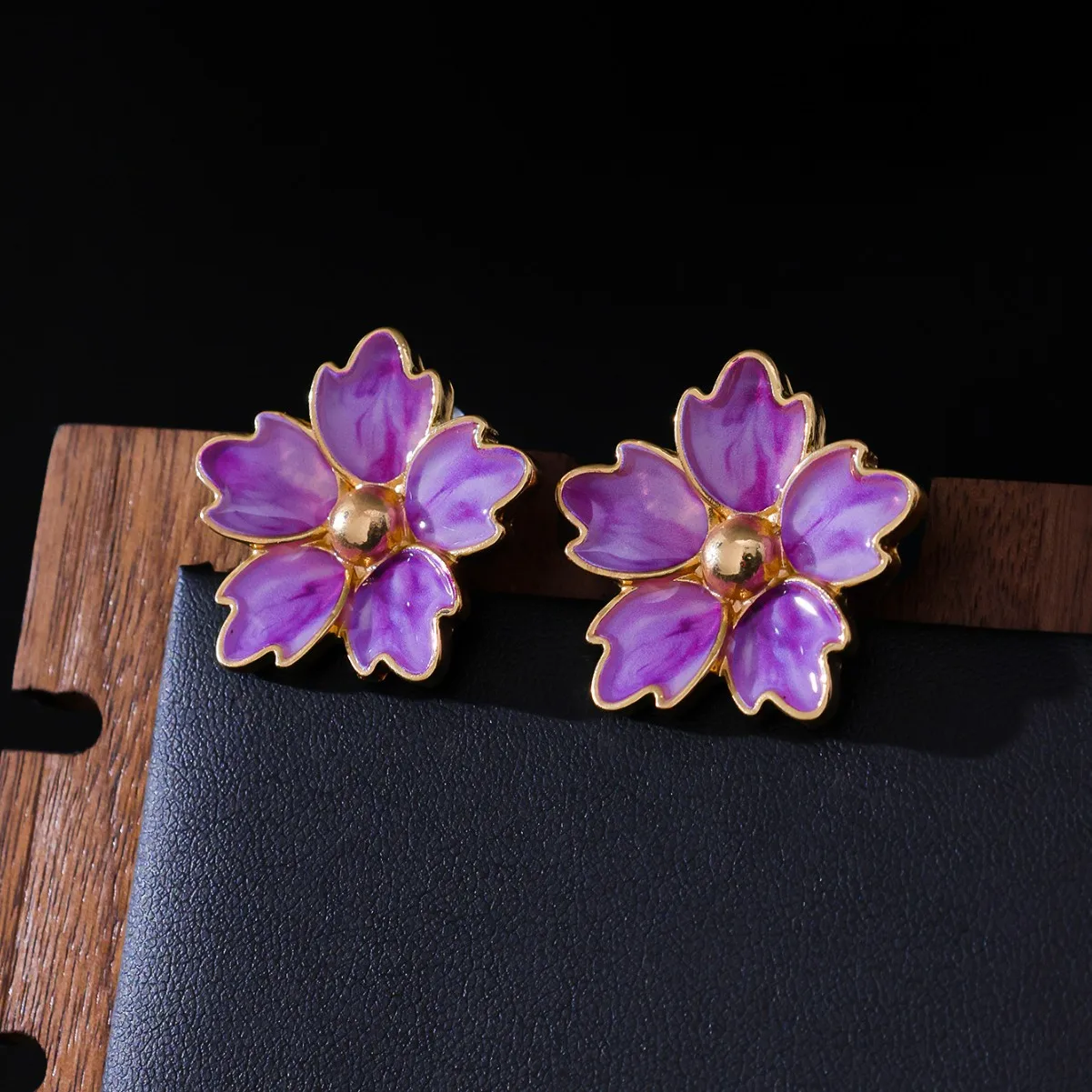 Vintage enamel flower stud earrings retro distressed earrings versatile earrings beach vacation earrings