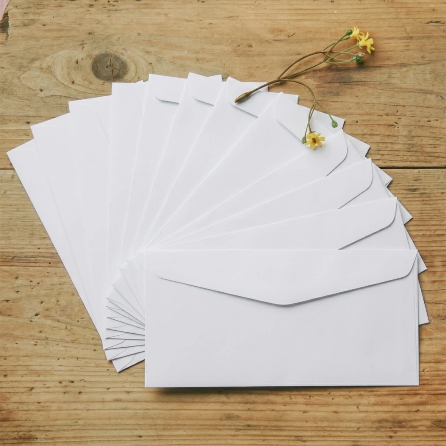 50 Pezzi Buste Bianche DL 230x - Letter Envelope Kraft recensione e prezzo