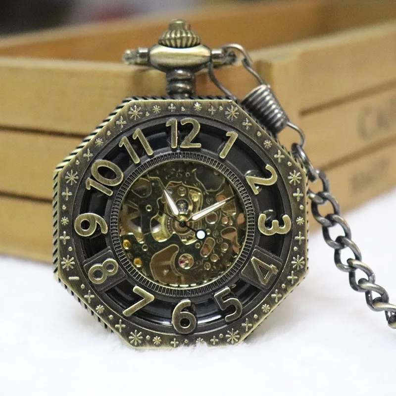 Luxury Bronze Mechanical Pocket Watch for Men Women Hollow Big Number Steampunk Case Dial Fob Chain Pendant Clock for Collection