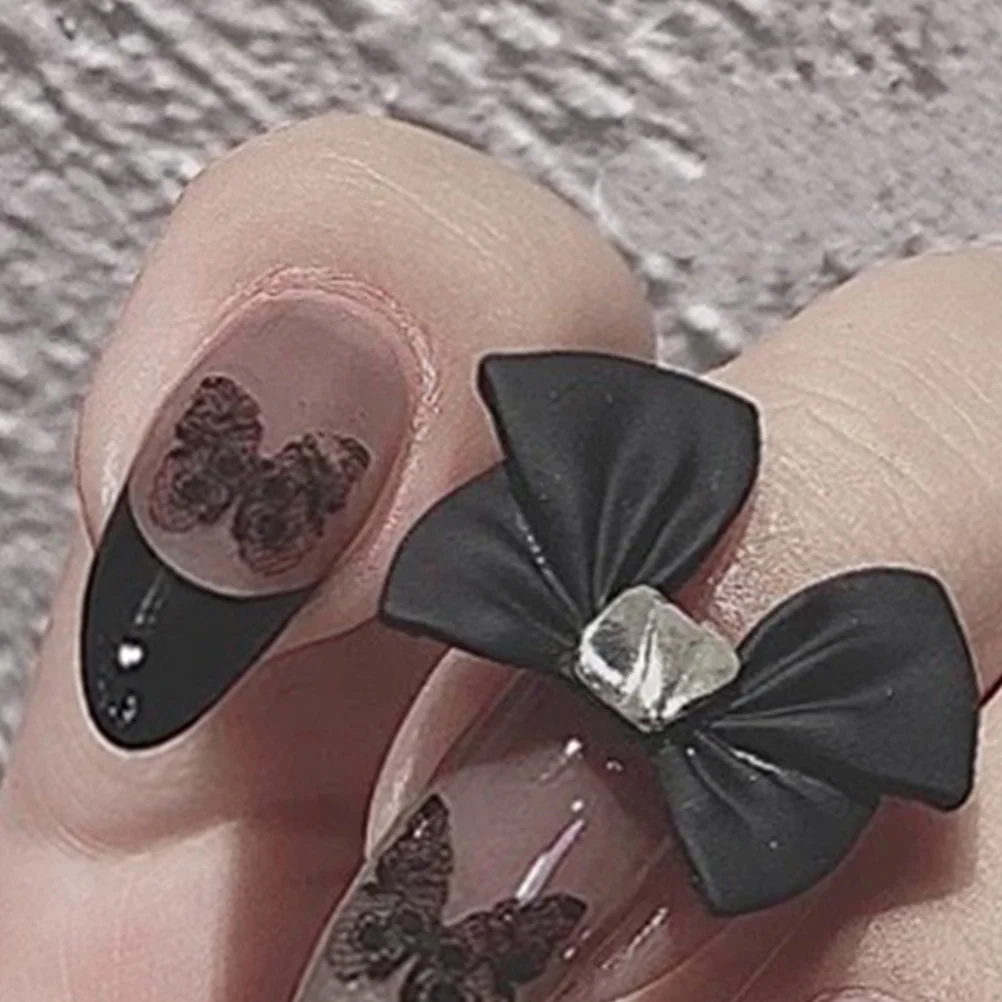 

24pcs Fake Butterflies Press On Nails Kit False Nail Art Gothic Halloween Glue On Nails For Women Glossy Durable