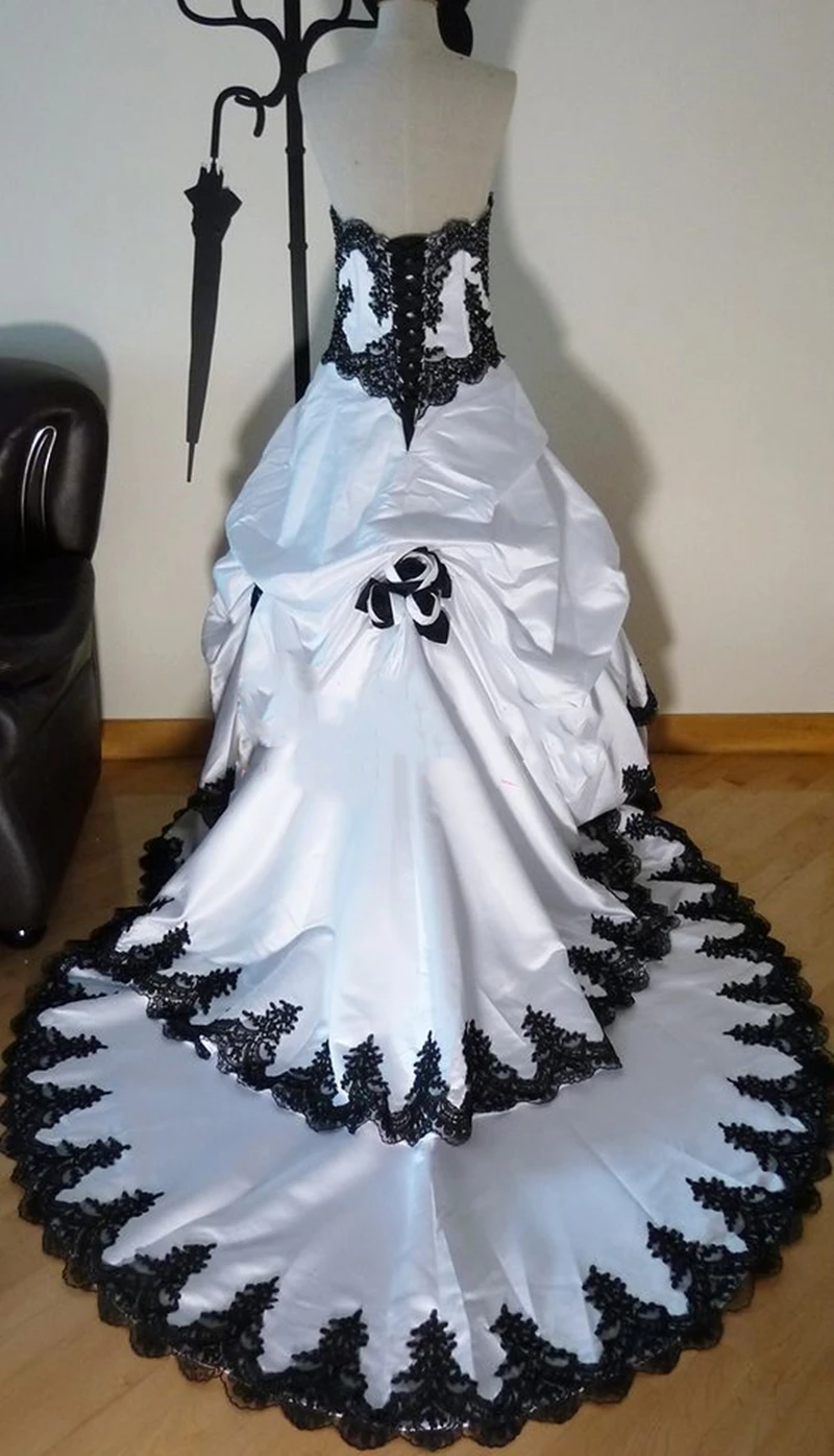 Robe de Mariée Gothique en Satin Froncé Noir et Blanc pour Femme, Longue Tenue Vintage Victorienne avec des Appliques en Dentelle Personnalisées, 2025