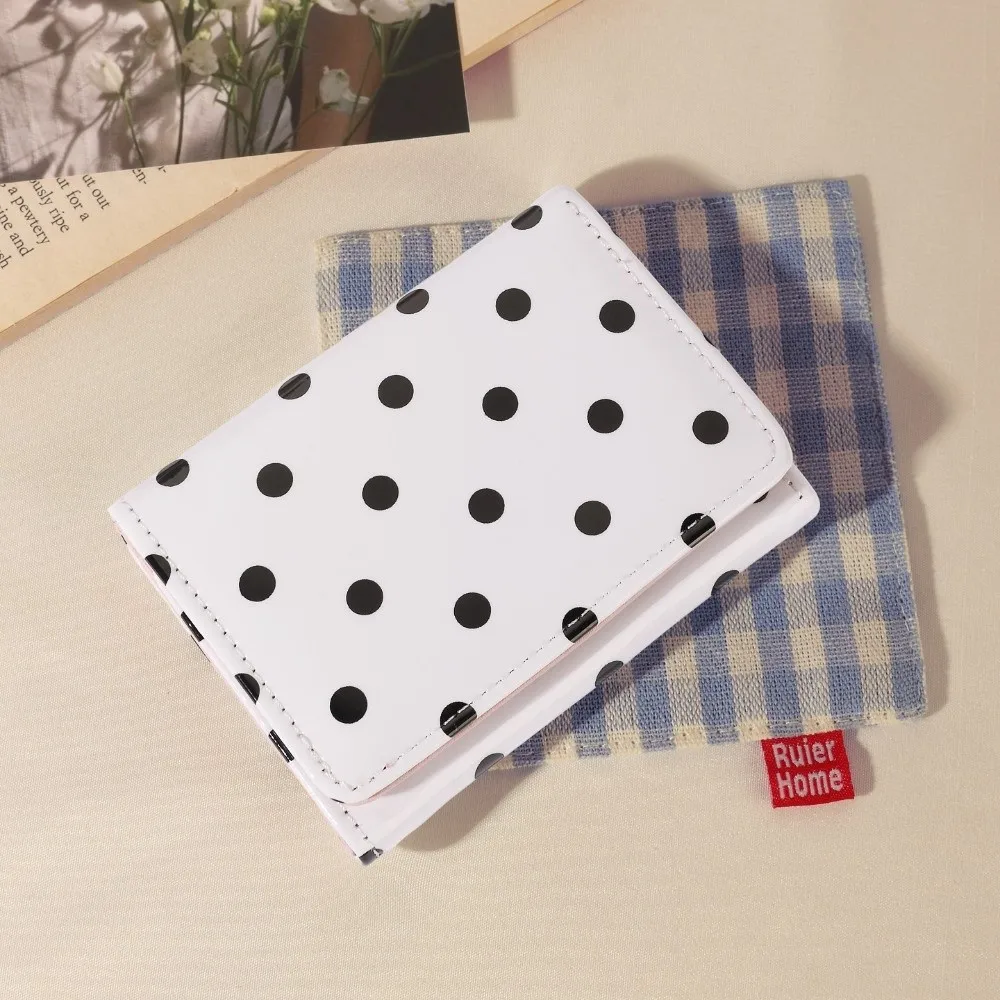 Casual Polka Dot Pattern Trifold Wallet Glossy PU Leather Multi-Pocket Credit Card Holder Coin Purse Women
