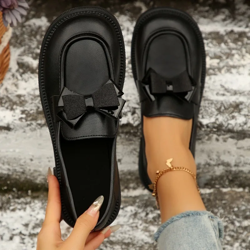 أحذية نسائية منخفضة الارتفاع 2025 للربيع والخريف بفيونكة كلاسيكية مزخرفة باللون الأسود متعددة الاستخدامات ونعل مسطح غير رسمي أحذية بدون كعب مريحة Traf #2
