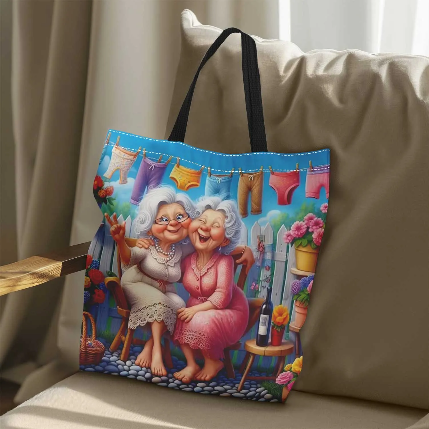 1pc チアフルなおばあちゃんトートバッグ - 笑顔の高齢女性を描いた鮮やかな漫画デザイン、旅行、スポーツ - 女性へのギフトに最適