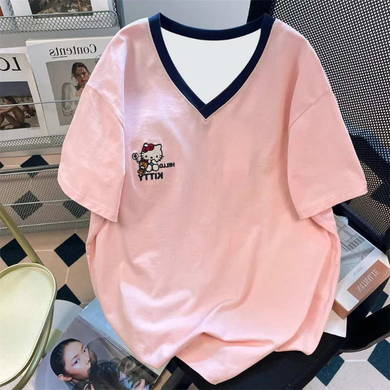 تي شيرت كوري Sweet Academy Style KT Cat ثلاثي الأبعاد مطبوع بأكمام قصيرة تي شيرت صيفي فضفاض برقبة على شكل حرف V سريع الجفاف