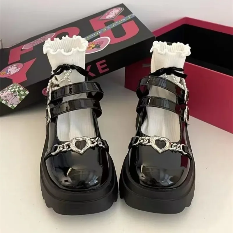 Lolita Schoenen Dames Punk Platform Pumps Metalen Ketting Mary Jane Lolita Schoenen Vrouw Japans Lakleer Hoge Hakken Gotische Schoen