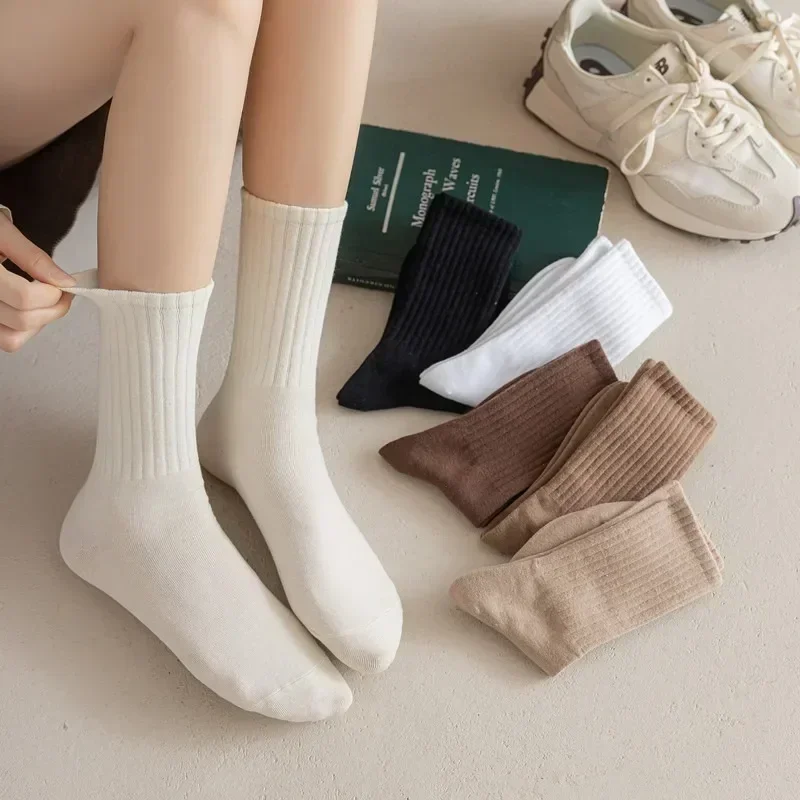 5 Pairs Unisex Cotton Crew Socks Solid Color High Tube Sports Socks Soft Durable Socks for Men Women Daily & Athletic Wear