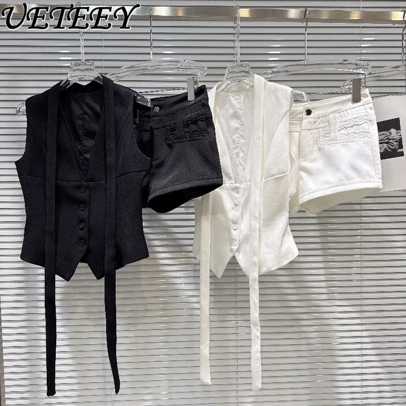 

2026 Spring Summer New Fashionable Elegant Versatile V-neck Lace Trim Ribbon Slimming Vest Tank Top and Shorts Set for Women