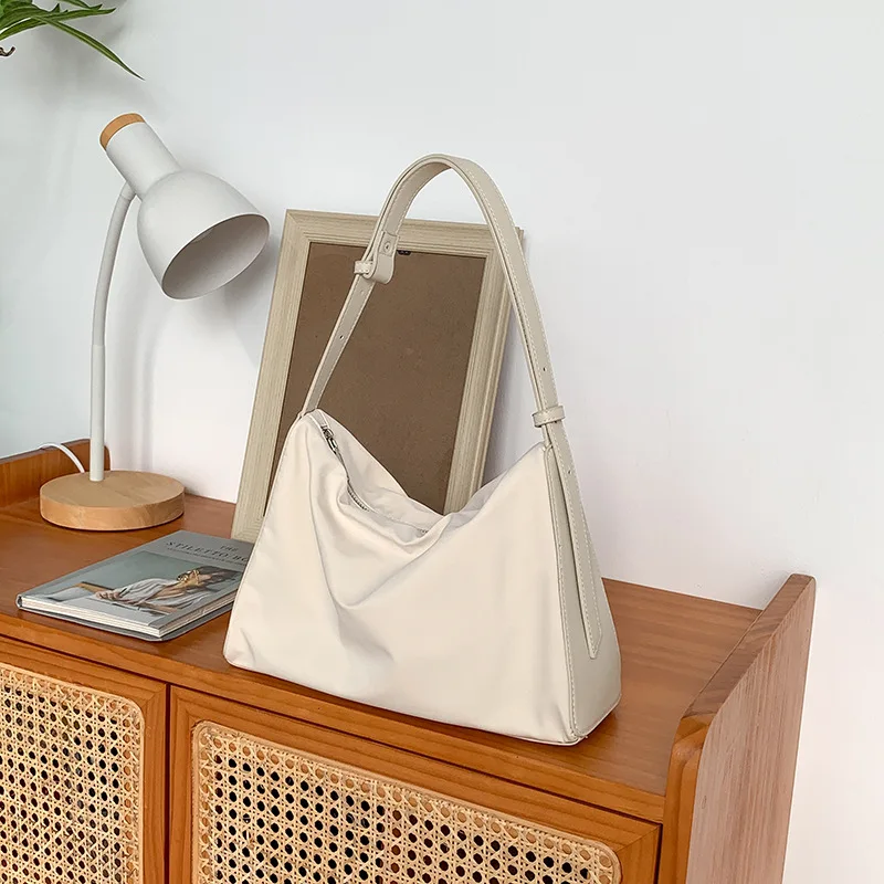 

Nylon Crossbody Bags Solid Casual Zipper Women's Bags Fashion High Capacity Solid Color Single Shoulder Totes Bag Underarm Bag