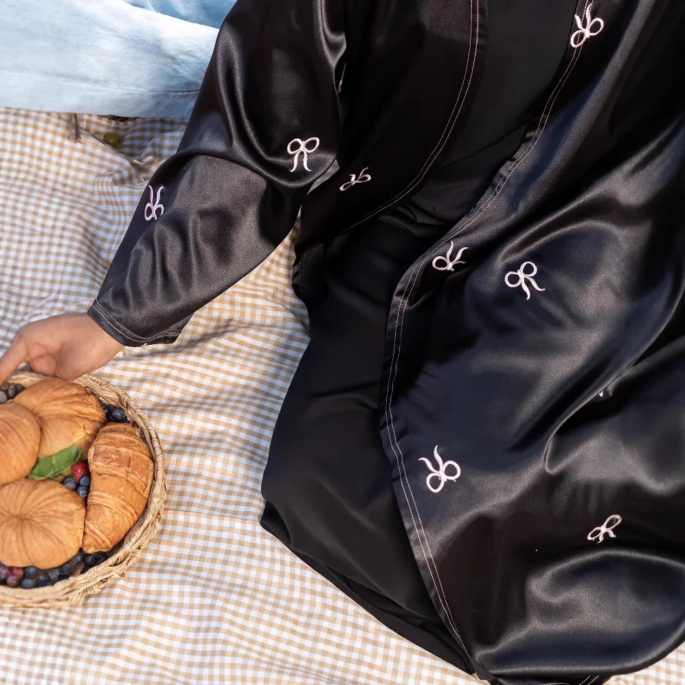 Muslim Fashion Abaya Islamic Clothing Satin Open Abayas Embroidery Bowknots Dubai Abaya Women Muslim Dress Cardigan Wholesale