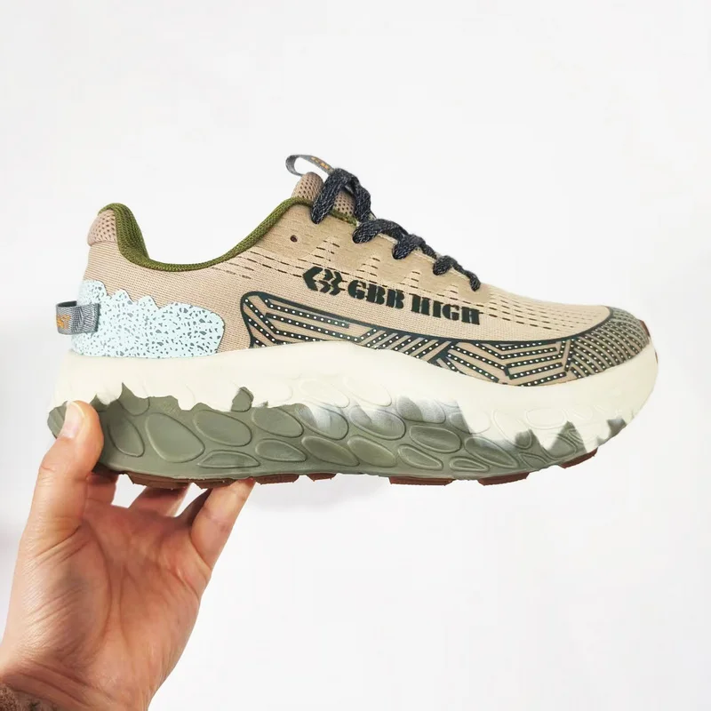 Hot-selling New arrival: lightweight, durable, high-quality professional running trainers. Powerful marathon shoes. Excellent.