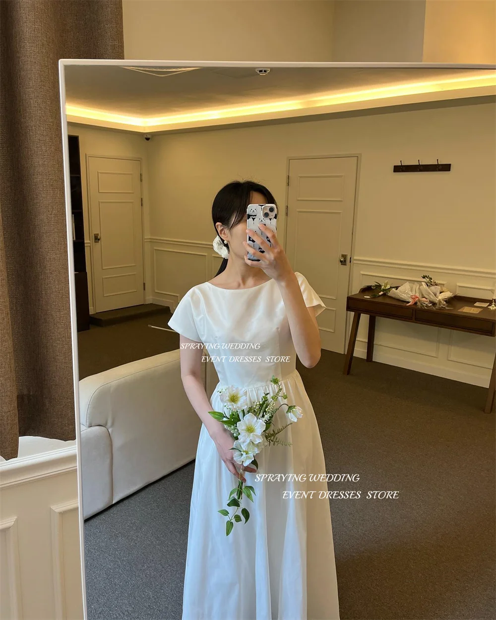 

SPRAYING Simple Ivory Korea Wedding Dress Photo Shoot A Line Satin O Neck Short Sleeve Bridal Gown Corset Back