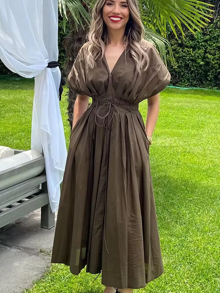 Thumbnail 4 - #16 Trending Midi A-Line Dress Right Now