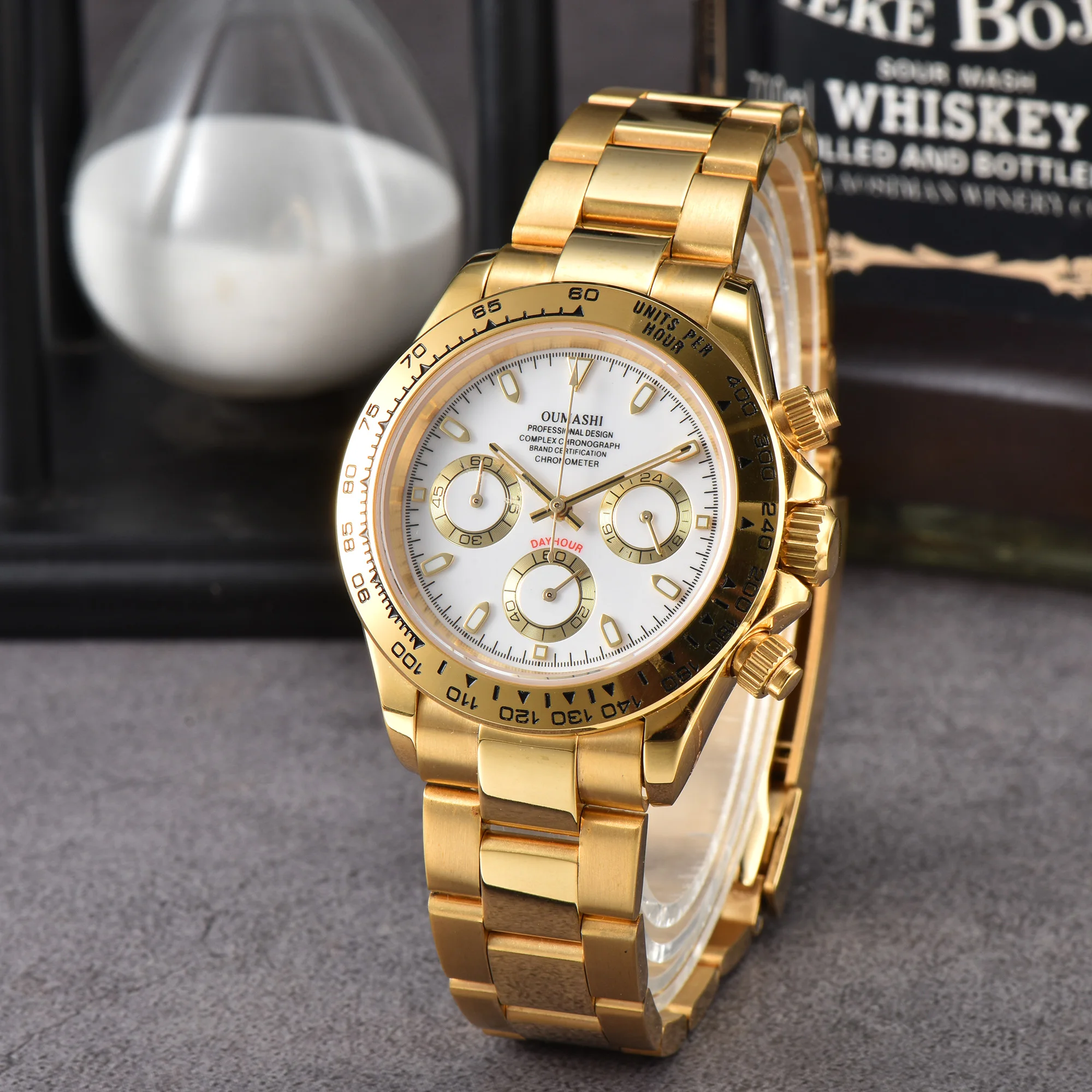 40MM quartz watch 316L stainless steel wear-resistant coating crystal 50 meters waterproof case luminous watch