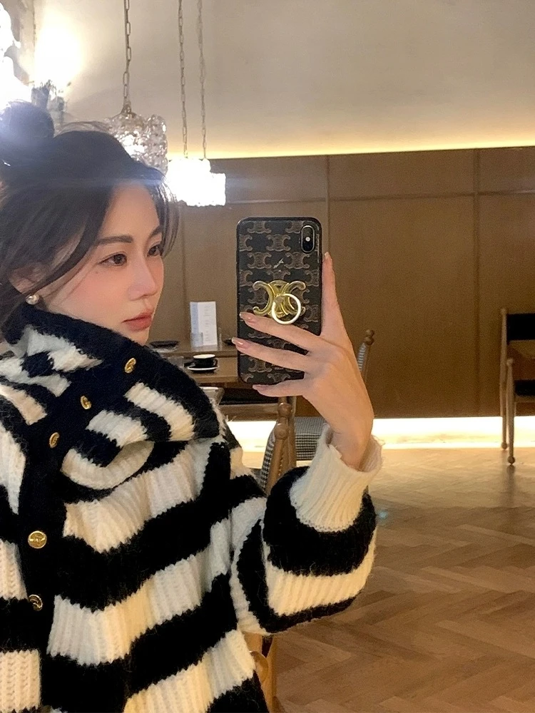 Koreanische Mode Vintage Off Schulter Gestreiften Stricken Pullover Frauen Lose Slash Neck Button Design Gemütliche Chunky Elegante Pullover Tops