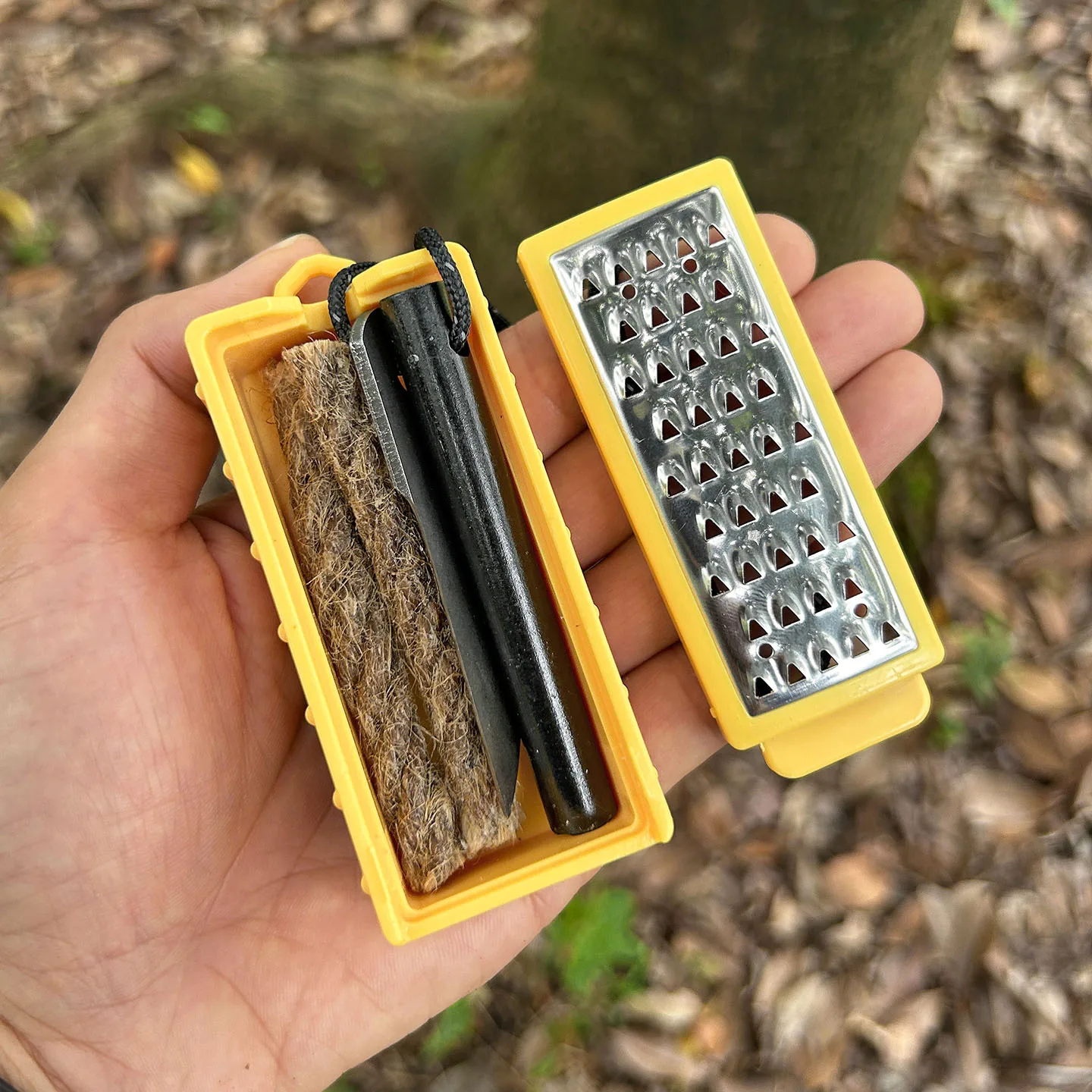 

NEW Outdoor Camping Flint Set Fire Equipment Wilderness Survival EDC Tool