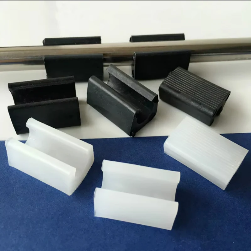 Plastic Furniture Foot Pads Table Leg Covers Chair Pads Anti Slip U-Shaped Pipe Clamps Floor Protection Covers Pipe Caps