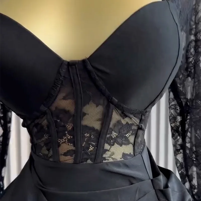 Abito longuette aderente primaverile Abito da donna elegante di media lunghezza con scollo quadrato in pizzo a maniche lunghe a vita alta