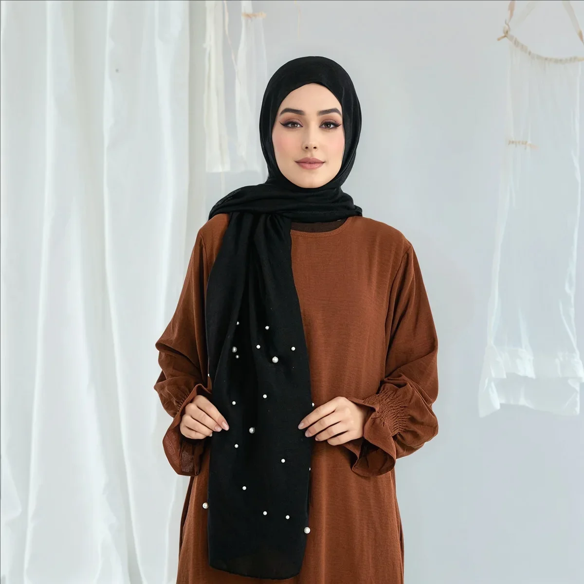 

Muslim Hijab Women Pearl Beaded Turban Long Scarf Shawls Wrap Stoles Scarves Bandanas Headband Bufanda Foulard Turbante Mujer