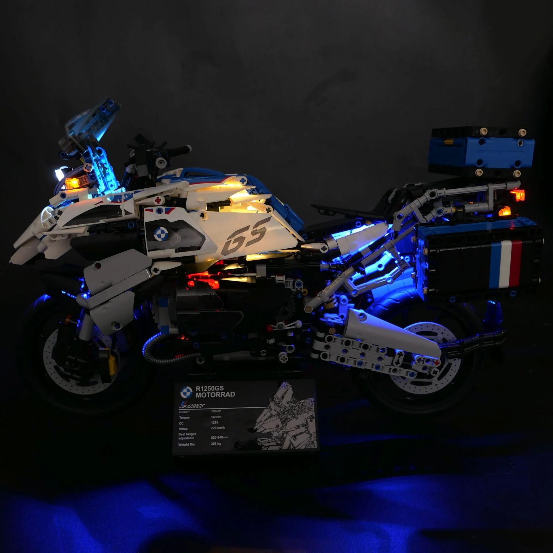 

LED Lighting Kit for BMW-Style Touring Motorcycle Building Blocks Remote-Control Lights for Tech Series Display (No Bricks)