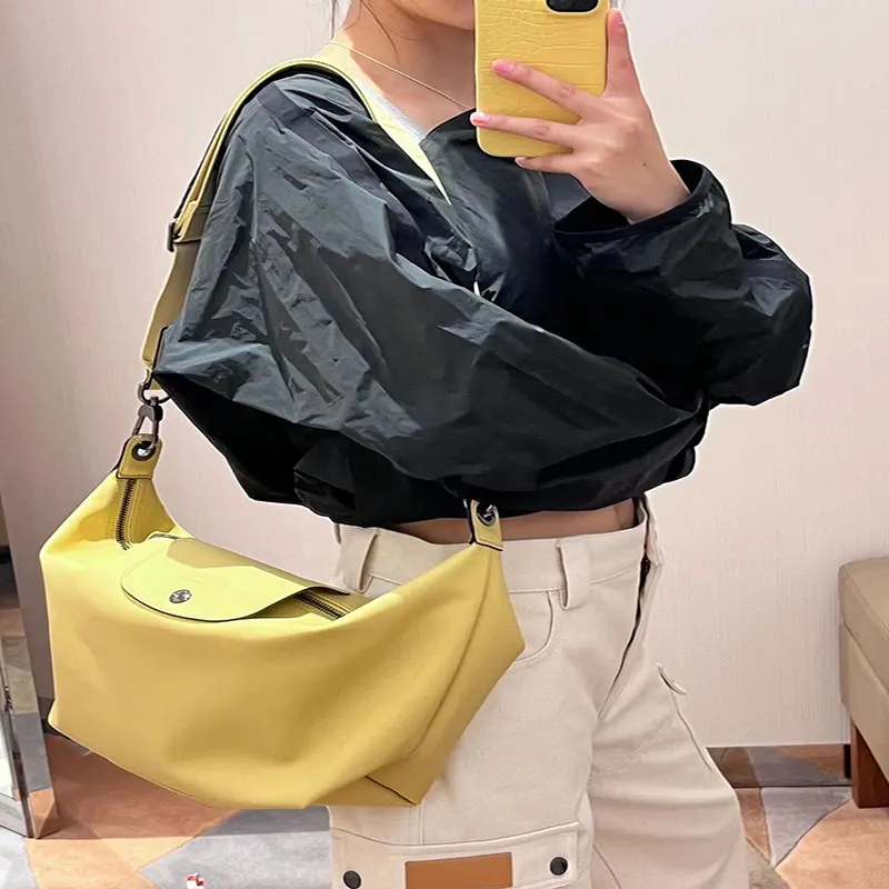 Wide Shoulder Strap Soft cowhide tote bag Dumpling Bags Large Capacity Shoulder Bags Underarm Bag Waterproof Travel Beach Bag