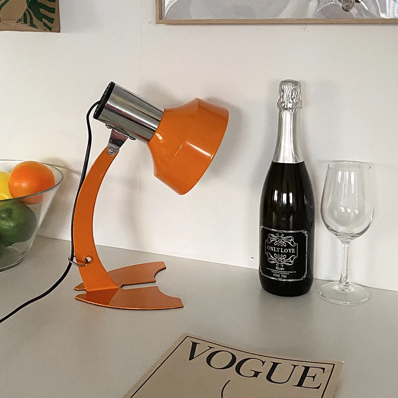 Lampe de table créative avec ampoule Inda tricolore, éclairage spécial queue de poisson, chambre à coucher, salon, cantine, hôtel