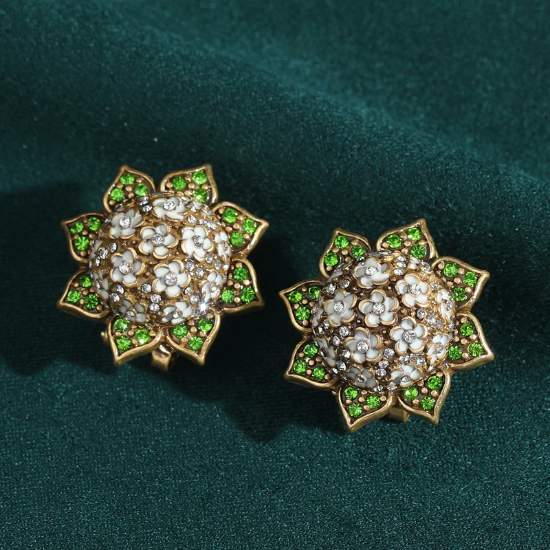 Vintage Six Pointed Star White Rhinestones Green Flower Earrings for Women Luxury Designer Antique Jewelry New Arrival 2025