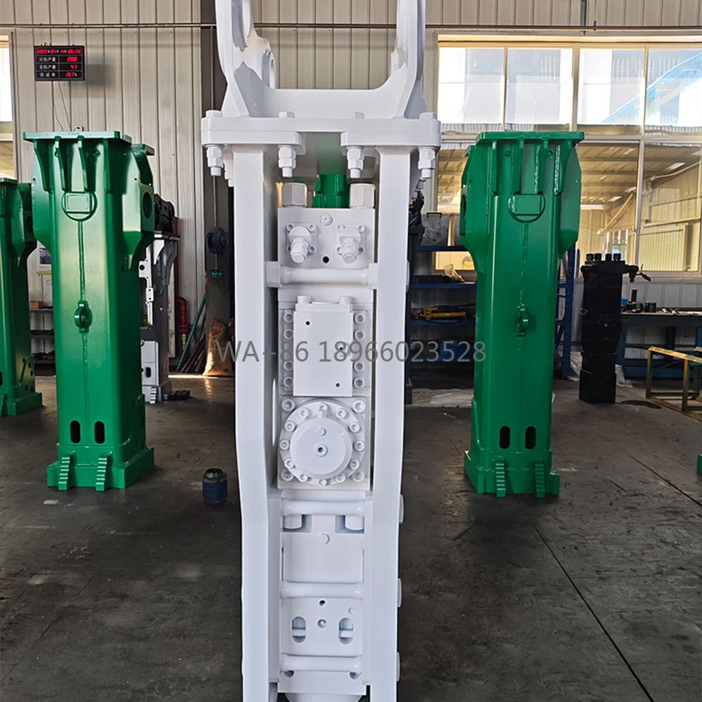 GCB210 Martello per calcestruzzo con martinetto idraulico di tipo laterale SB70 per scalpello da 135 mm per escavatore da 16-21 tonnellate per pietra da roccia