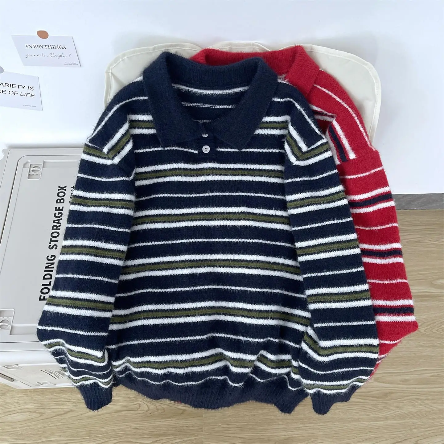 

Мужской вязаный свитер в стиле ретро с полосками, осенне-зимний, из мягкой нити, с воротником, повседневный, теплый, свободного кроя, с длинными рукавами и пуговицами