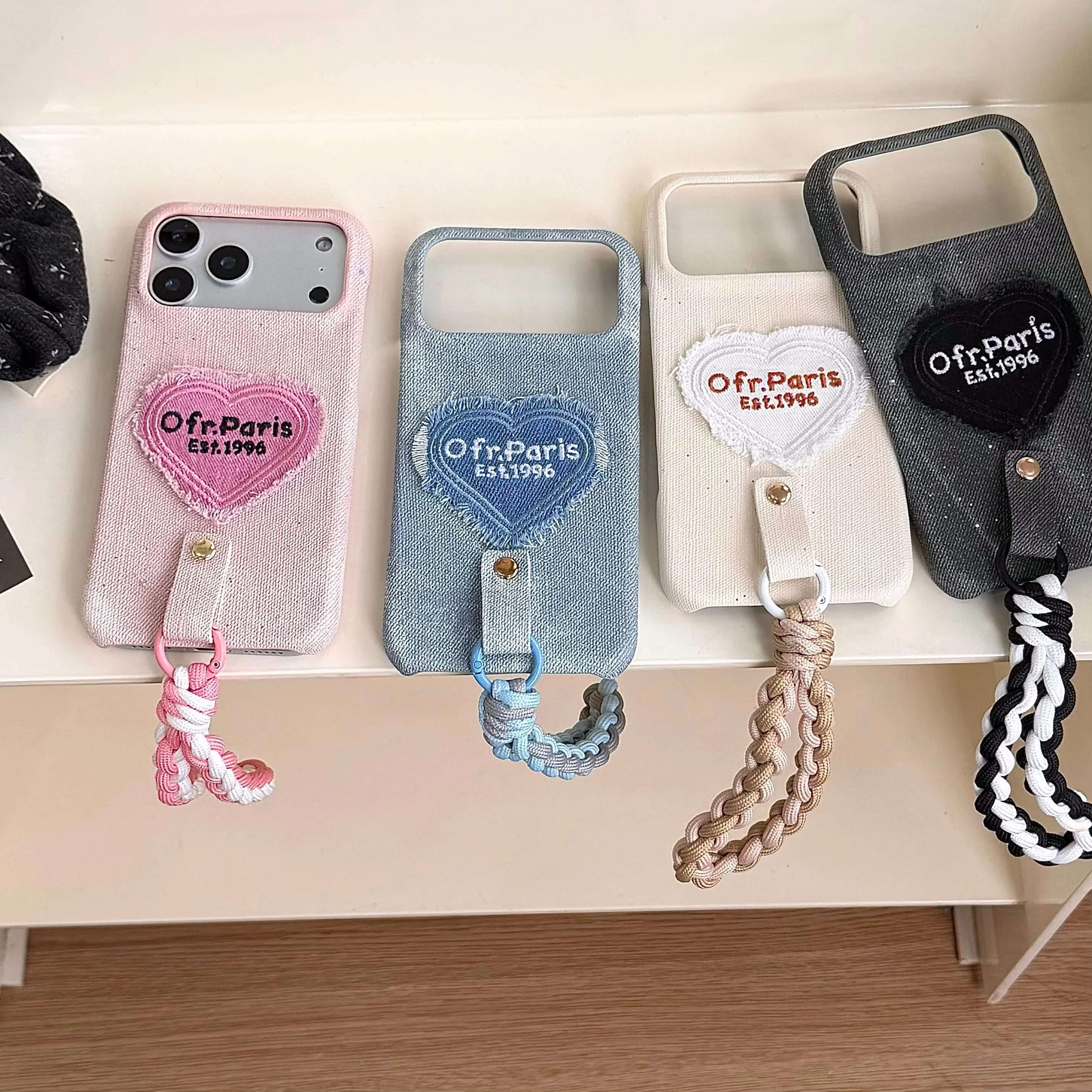Cowboy Love PU-Leder-Handyhülle mit Handschlaufe für iPhone 17, Air 16, Pro 15, 14, 13, 12, Pro Max, einfarbige Schutzhülle