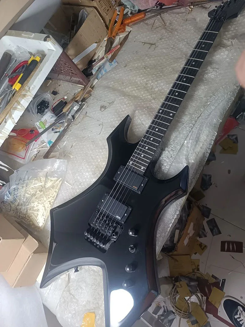 

In stock B.O.C.RICH The Hellfire connection board black guitar, need more pictures Contact seller, in stock, fast ship