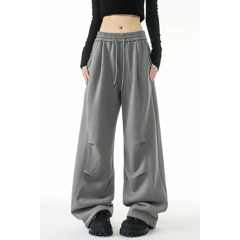 

Niche Design Men Sweatpants Pleated Patchwork Solid Color Drawstring Wide Leg Trousers Elastic Waist Straight Bottom
