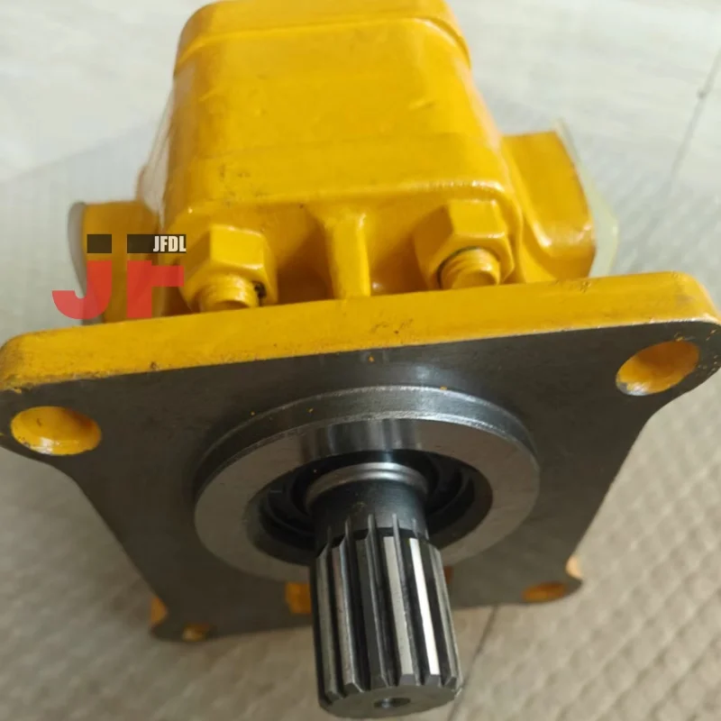 Low Price Construction Machinery Parts Hydraulic Pump Fits For D135A-1 D80A-18 D80E-18 PUMP ASS'Y 07436-72202