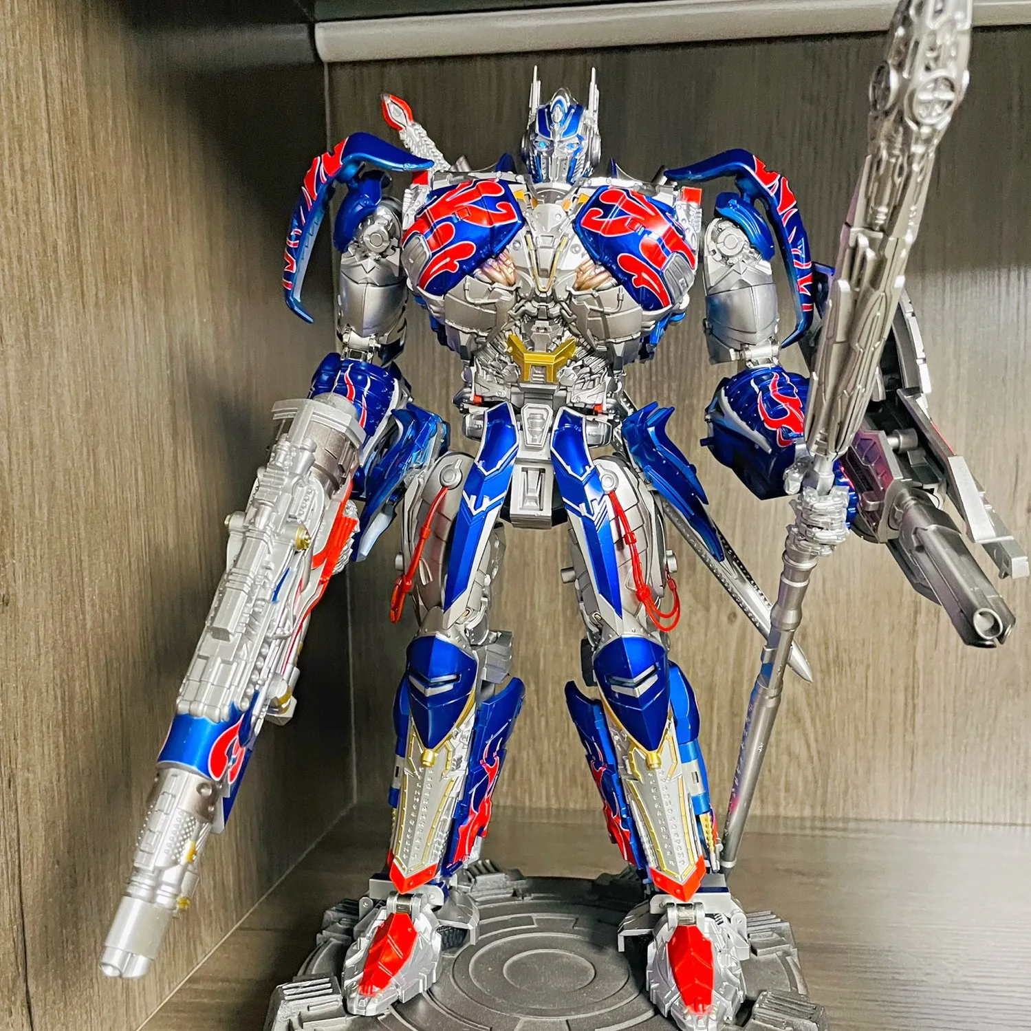 BMB BS03 Knight Warrior Transformation Toy Optimus UT R02 OP Commande Movie Action Figure Deformation Robot Anime Model Oversize