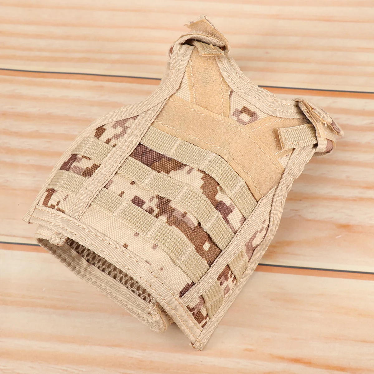 

Beer Bottle Sleeve Insulated Vest Style Adjustable Elastic Band Compact Foldable For Camping Picnics Beach Bbq Travel