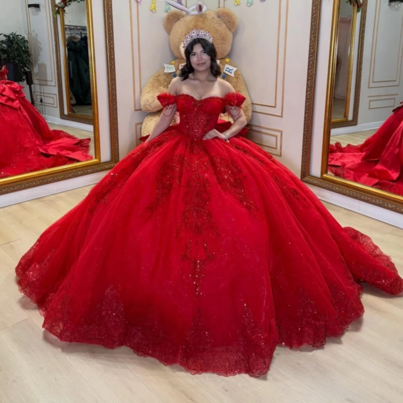 

Red Shiny Ball Gown Quinceanera Dresses Applique Lace Beading Crystal Bow Tull Corset Off Shoulder Sweet 16 Dress Vestidos 15 de