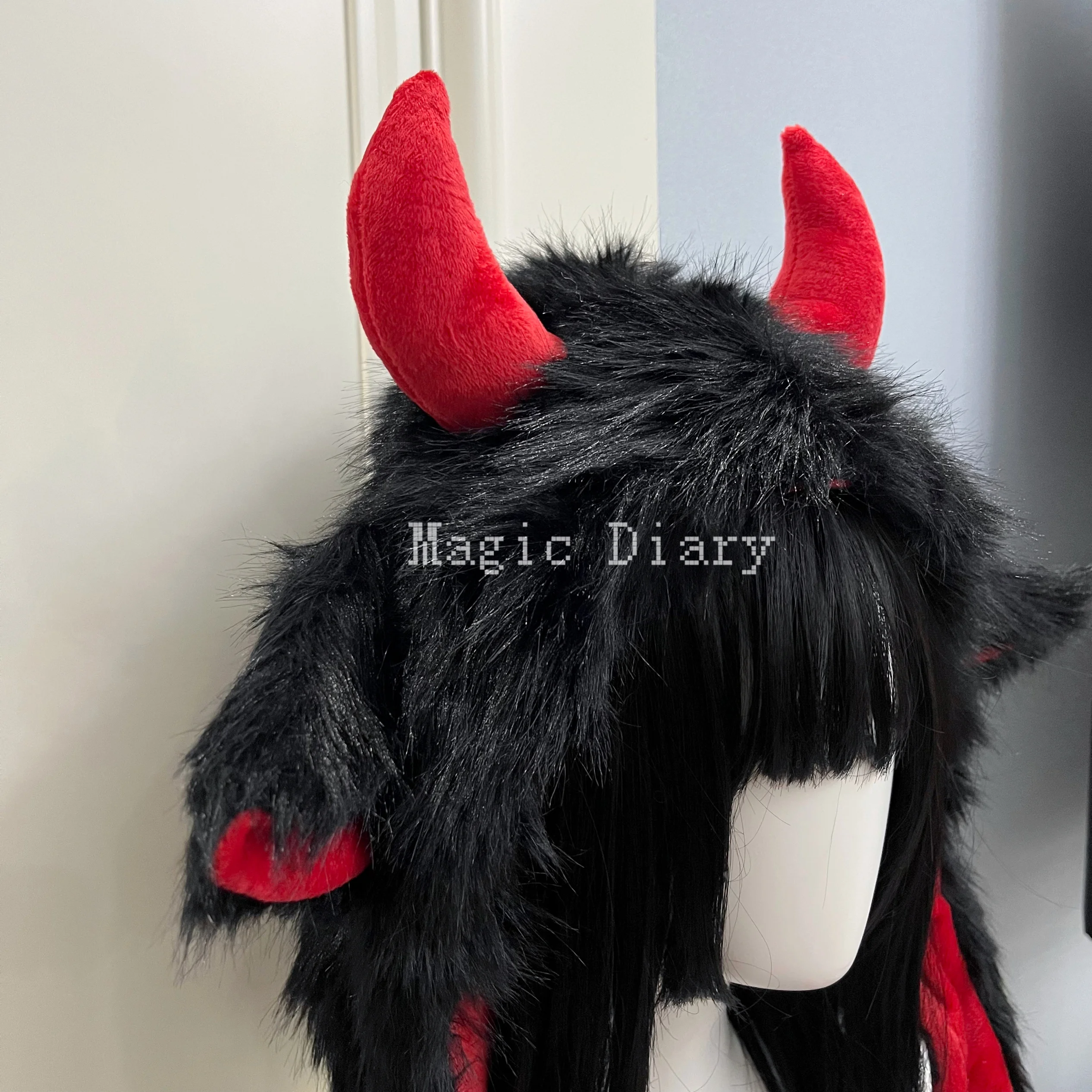 Street Cute Cartoon Oyster Cow Plush Hat Punk Pantheon Devil Horn Hats Subculture Dark Autumn Winter Warm Ear Protector Cap Girl