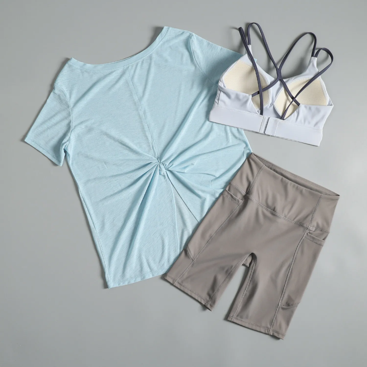 

Beautiful thin yoga clothing suit for women summer 2026 new loose short-sleeved T-shirt sports trousers fitness quick-drying