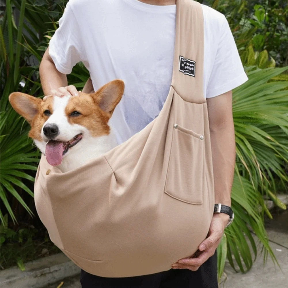 

Polyester Pet Crossbody Shoulder Bag Large Capacity Breathable Crossbody Pet Carrier with Safety Harness Comfortable