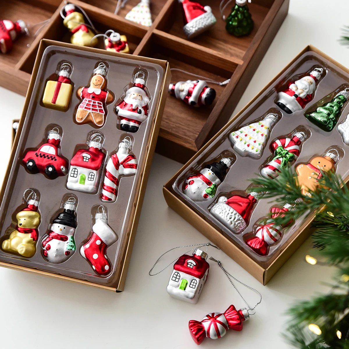 1 box (6 pieces, 9 pieces) Christmas glass snowman and elderly ornament set, for Christmas, window display, and room decoration