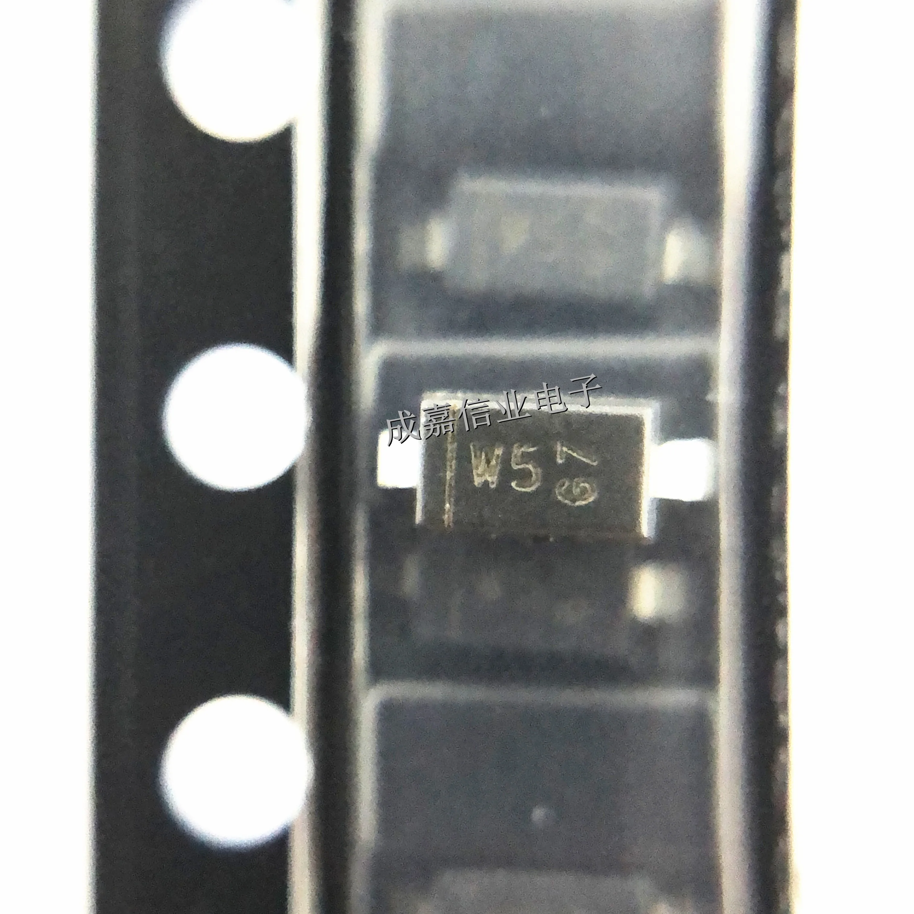 100Pcs/Lot BZT52C3V…