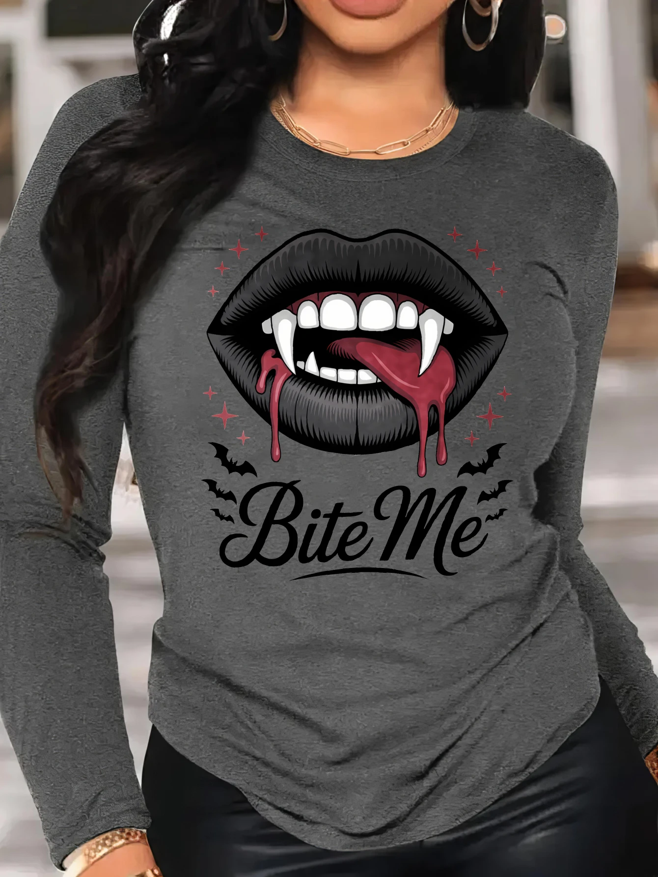 تي شيرت Bite Me Fangs Lips للجنسين للهالوين بأكمام طويلة من القطن لمظهر الخريف الدافئ